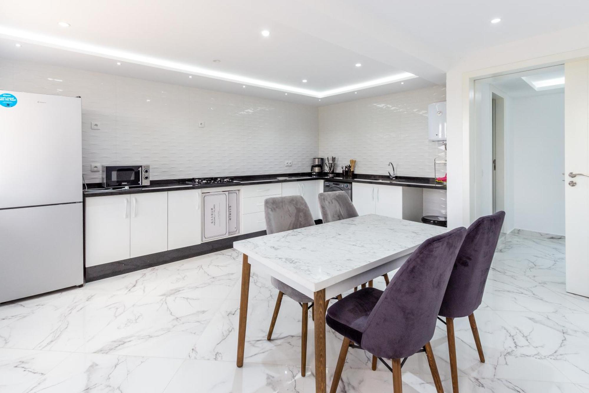 Appartement Calmes Et Spacieux